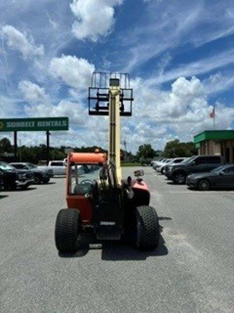2017 JLG G5-18A-2
