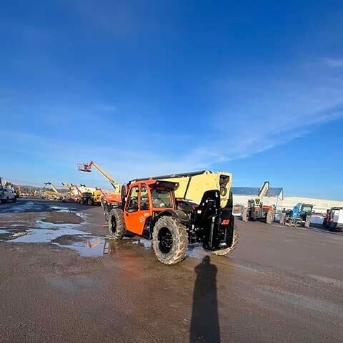 2019 JLG 1055-11
