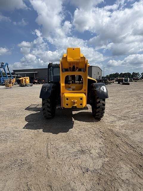 2019 JCB 507-42-6