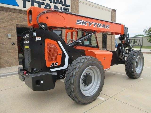 2026 SkyTrak 8042-5