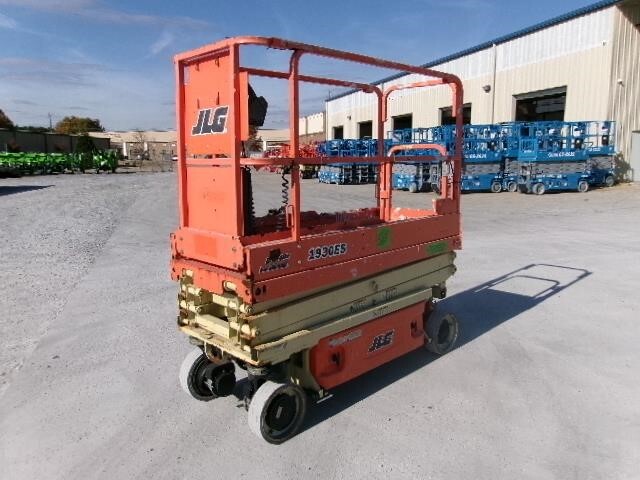 2019 JLG 1930ES