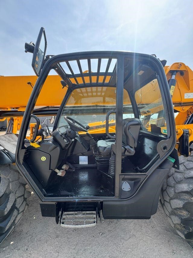 2017 JCB 510-56-18