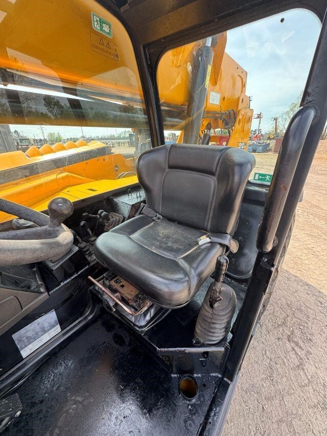 2017 JCB 510-56-21