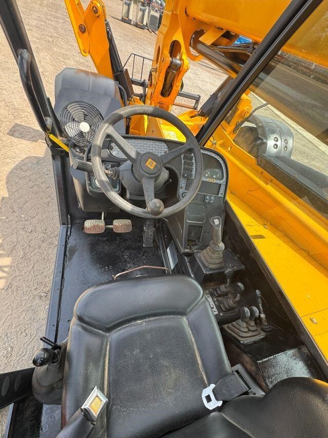 2017 JCB 510-56-22