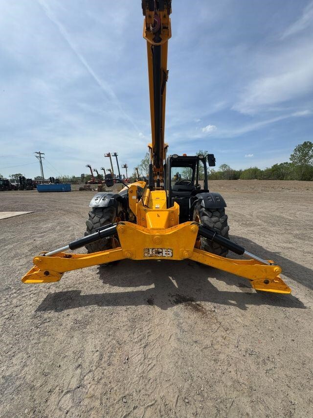 2017 JCB 510-56-32