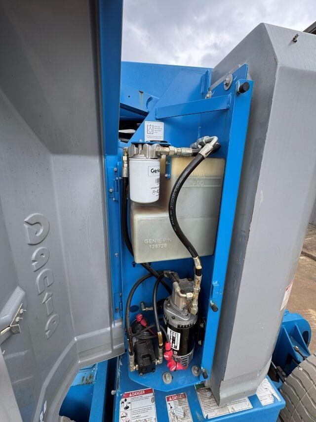 2018 Genie Z-30/20N RJ-18