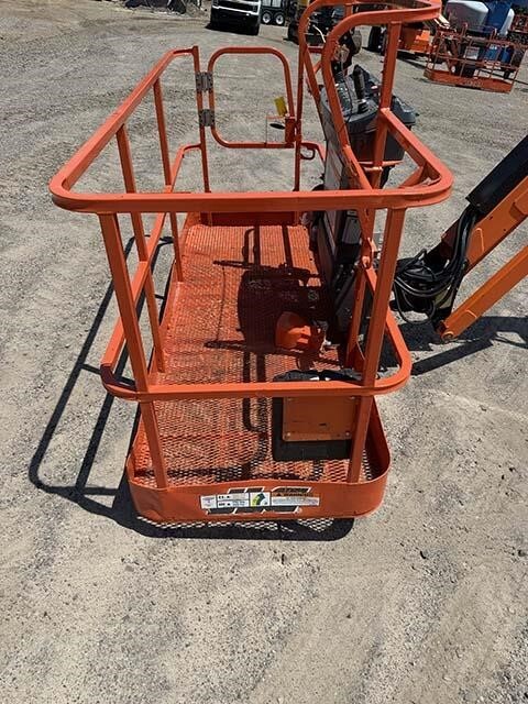 2020 JLG 860SJ-37