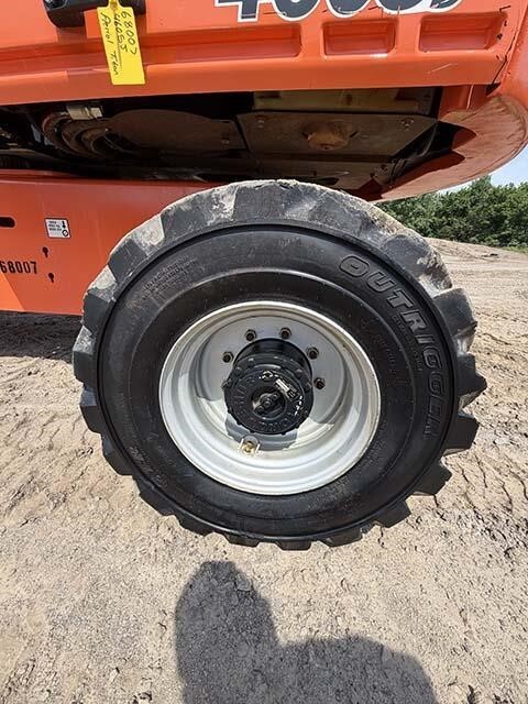 2021 JLG 460SJ-12