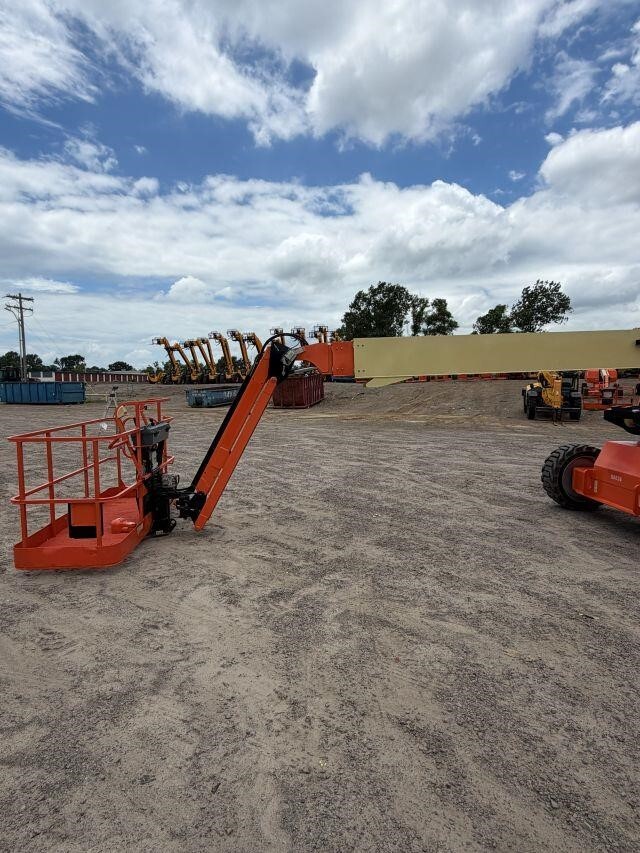 2021 JLG 660SJ