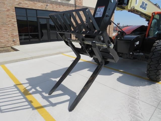 2026 JLG 943-9