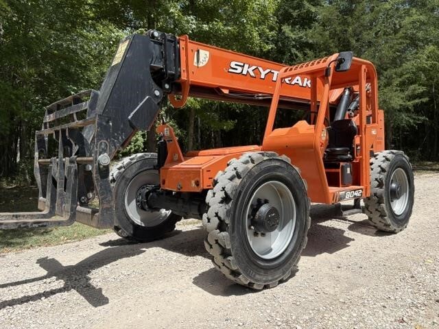 2018 SkyTrak 8042