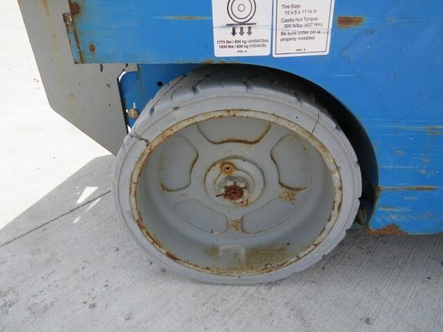 2017 Genie GS-2632-12