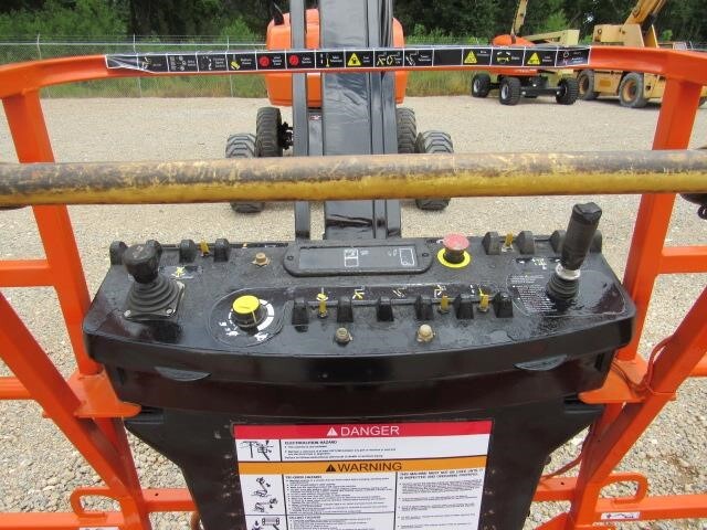 2016 JLG 460SJ-9