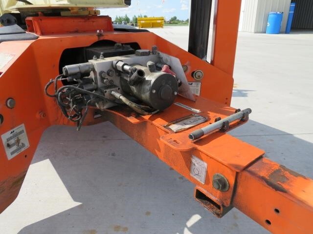2020 JLG T500J-16