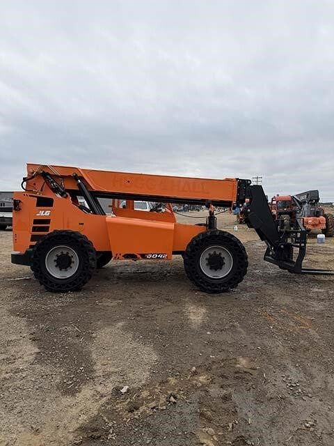 2017 SkyTrak 6042-5