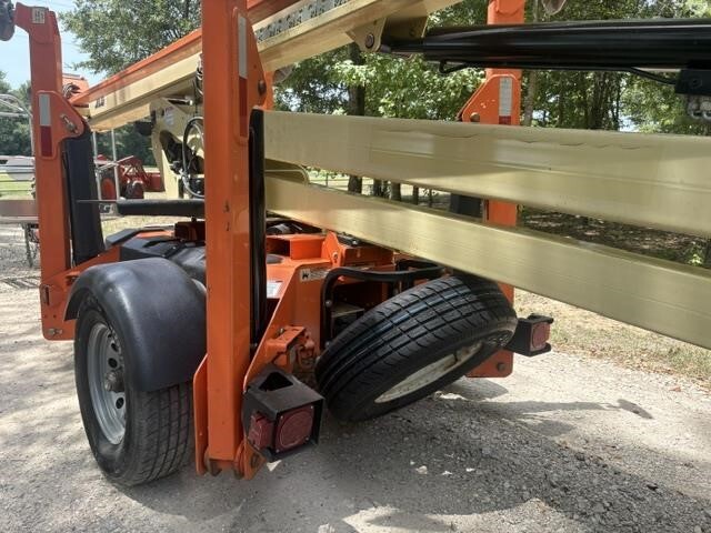 2019 JLG T500J-8