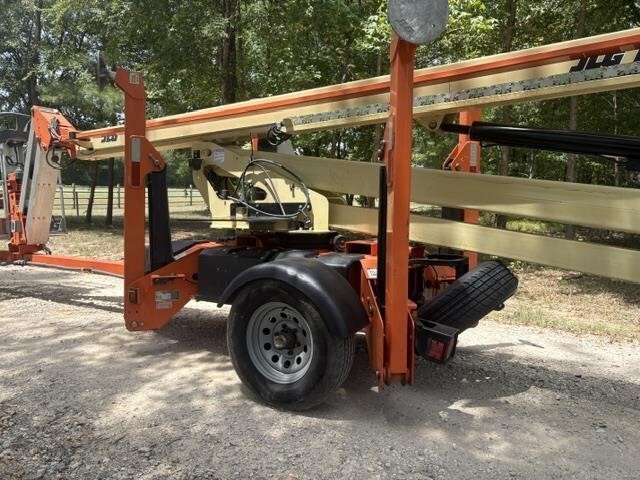 2019 JLG T500J-4