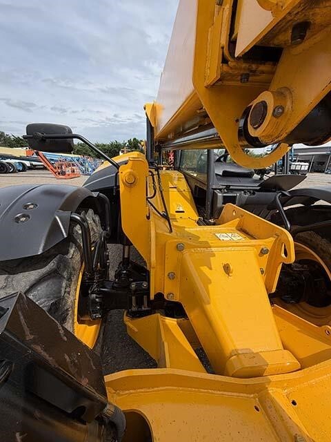 2019 JCB 510-56-32
