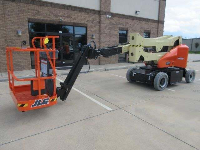 2026 JLG E400AJPN