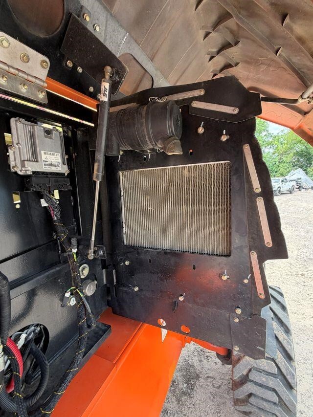 2021 JLG 660SJ-25