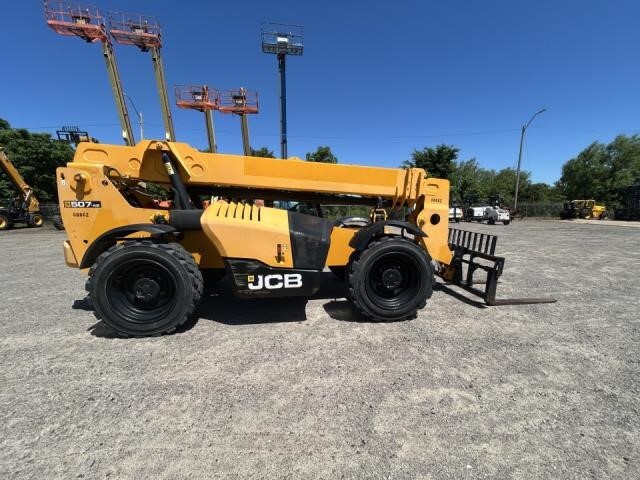 2021 JCB 507-42-3