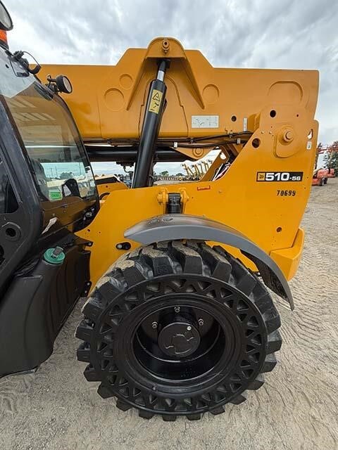 2022 JCB 510-56-22