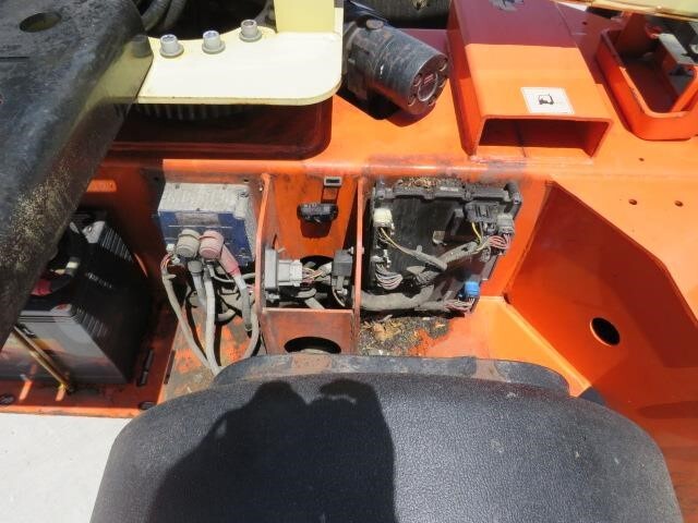 2019 JLG T350-14