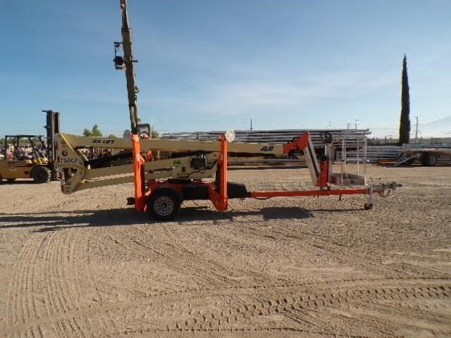2019 JLG T500J-4