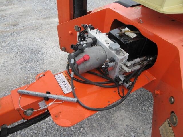 2018 JLG T500J-17