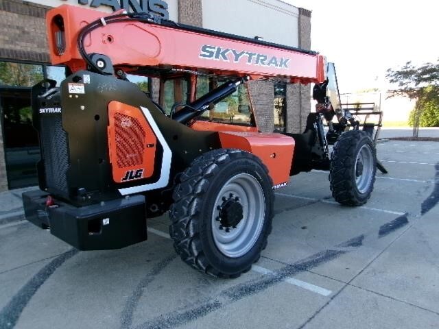 2026 SkyTrak 8042-6