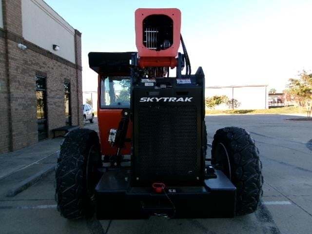 2026 SkyTrak 8042-7