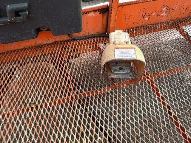 2015 JLG 660SJ-29