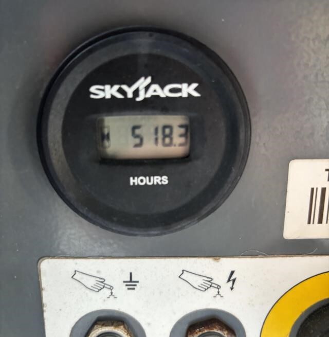 2018 Skyjack SJ-6832RT-4