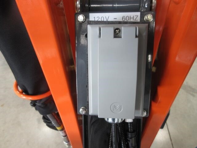 2026 JLG X600AJ-27