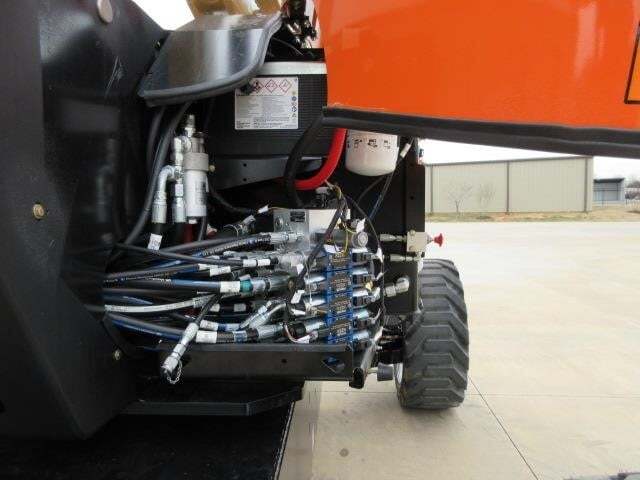 2025 JLG 600AJ-19