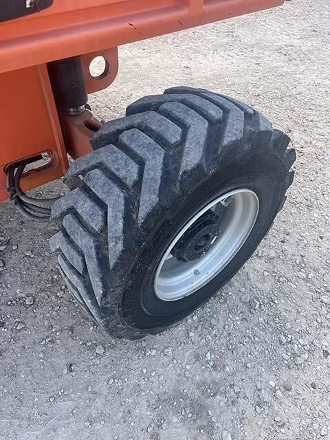 2017 JLG 460SJ-9
