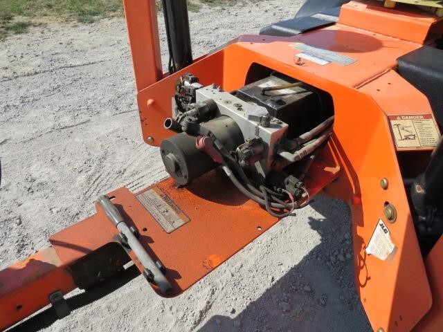2018 JLG T350-20