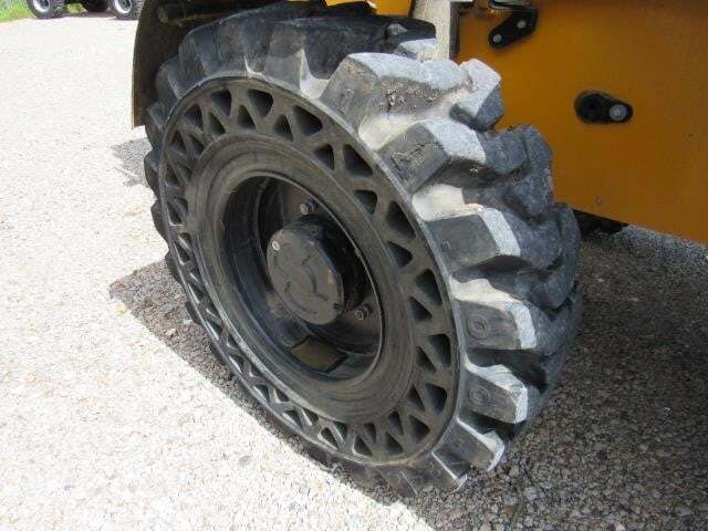 2022 JCB 512-56-13