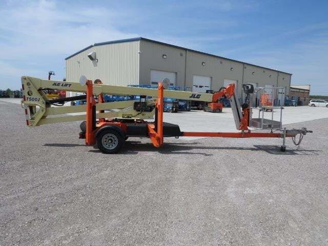 2019 JLG T500J-4