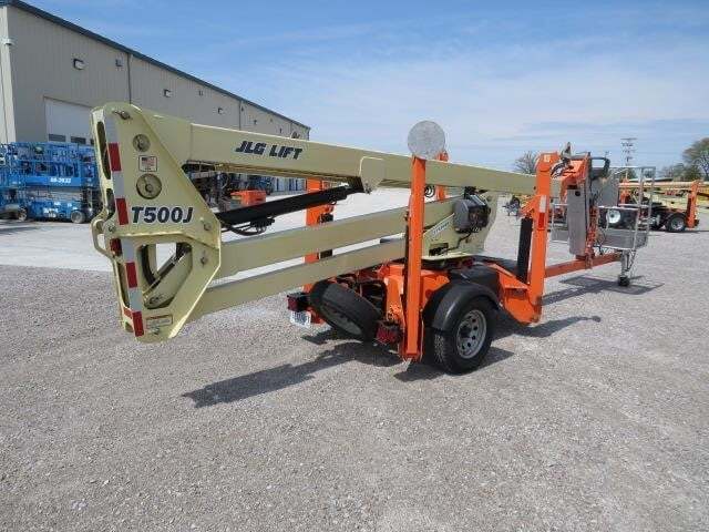 2019 JLG T500J-5