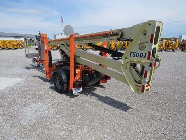 2019 JLG T500J-7