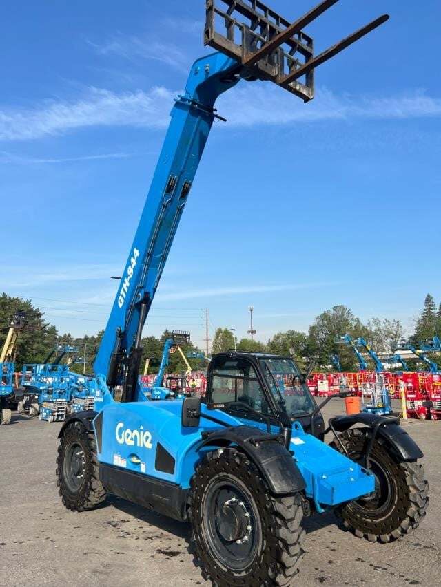 2018 Genie GTH 844-4