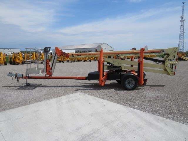 2019 JLG T500J