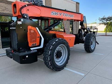 2026 SkyTrak 8042-5