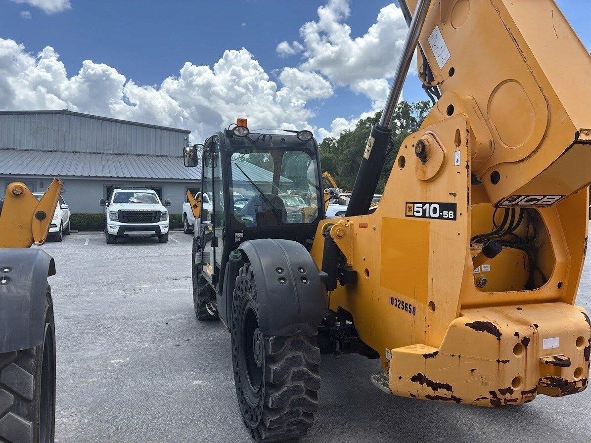 2021 JCB 510-56-3