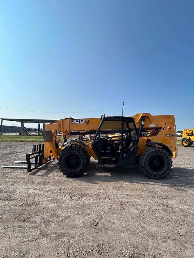 2020 JCB 510-56
