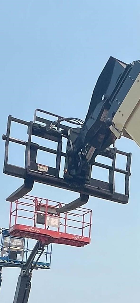 2020 JLG 1055-6