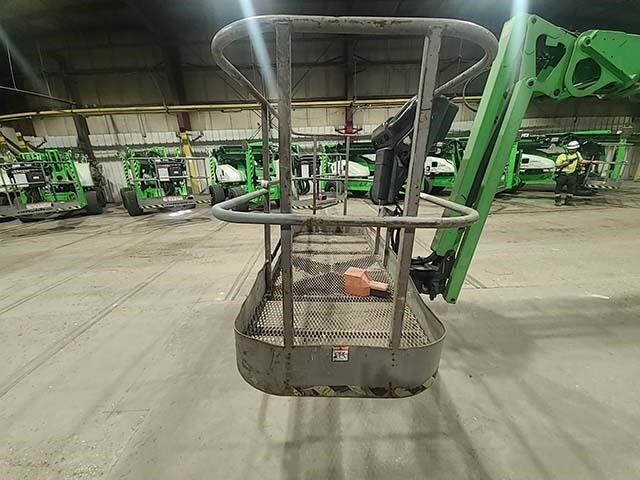 2016 Niftylift SP85-28