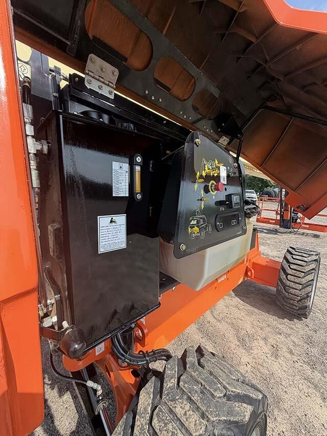 2021 JLG 660SJ-39
