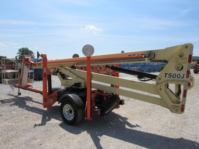 2019 JLG T500J-8